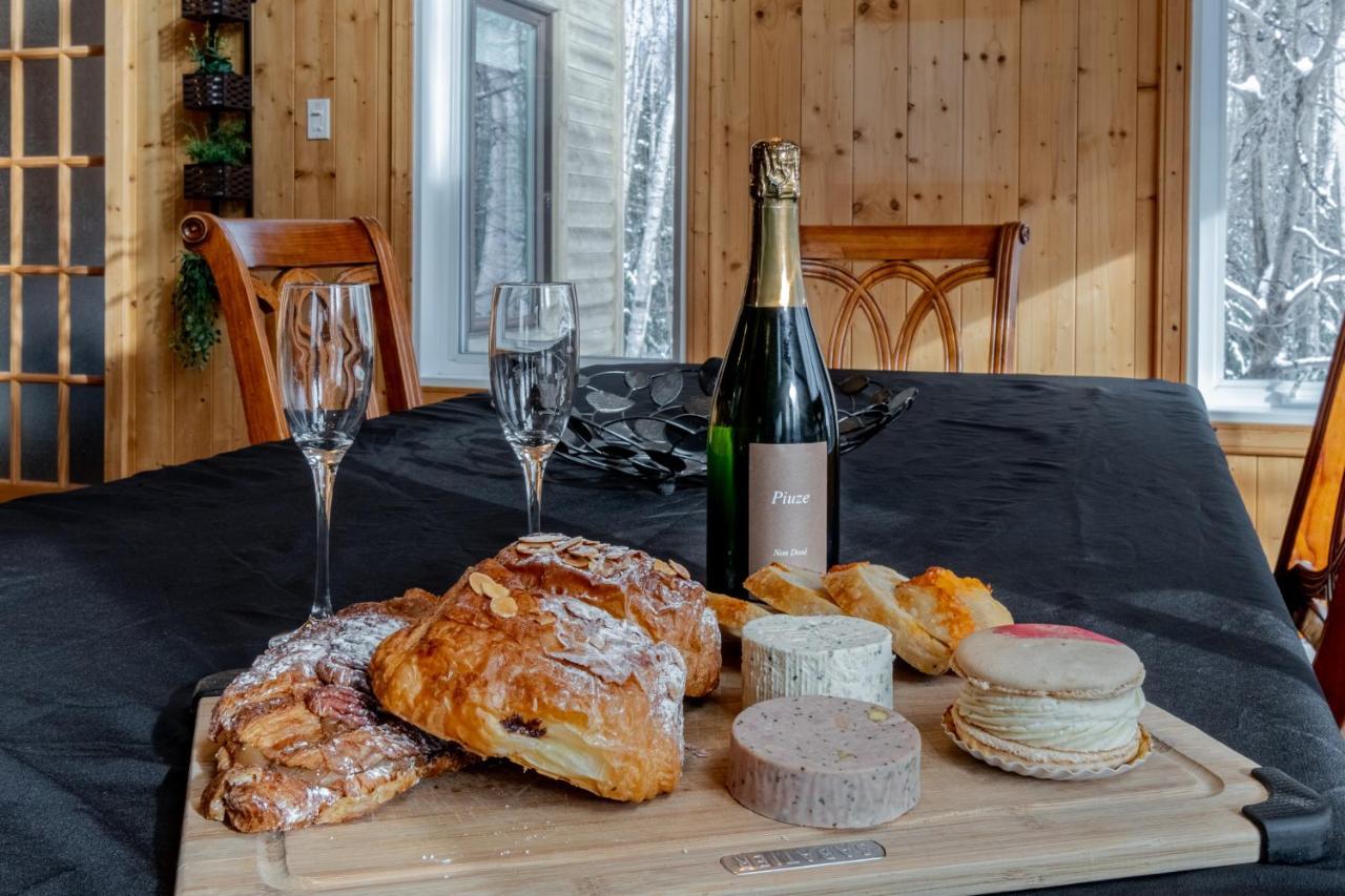 Le Reveur⎮Ski, Spa, Plein-Air Et Detente Petite-Riviere-Saint-Francois Exterior photo